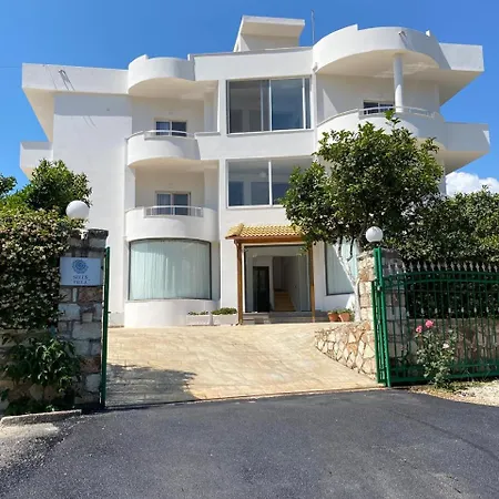 Seli's * Ksamil